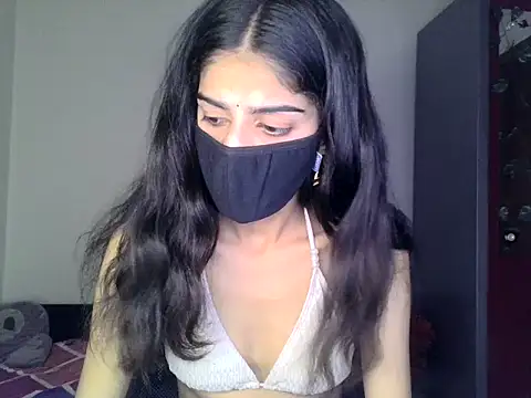 Snapshot of SASSY__BABY_ chatting on May 2026 06:52:01 AM SASSY BABY online show from May 2026 06:52:01 AM