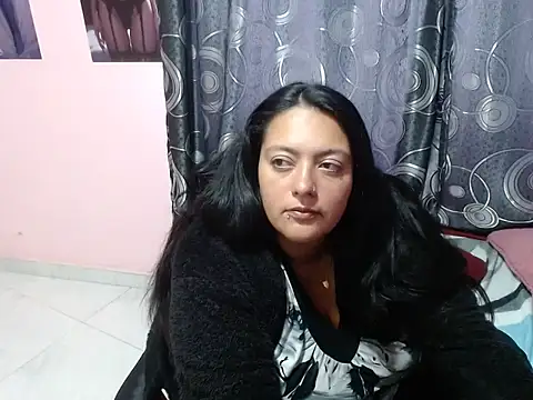 FabritziAPiel online show from May 2026 02:24:02 PM
