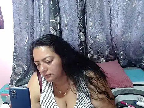 FabritziAPiel online show from May 2026 02:57:02 PM