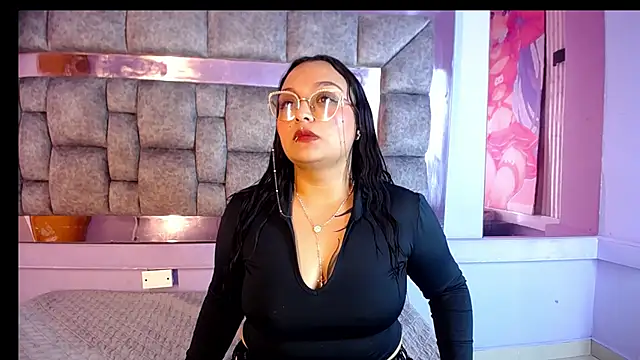 Snapshot of Amber_Scott_7 chatting on May 2026 08:14:02 PM Amber Scott 7 online show from May 2026 08:14:02 PM