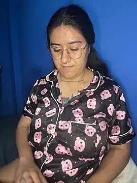 Snapshot of Maily-Gaby chatting on May 2026 11:24:01 PM Maily-Gaby online show from May 2026 11:24:01 PM