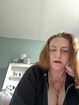Snapshot of Kellilyn10 chatting on July 2026 08:26:02 PM Kellilyn10 online show from July 2026 08:26:02 PM