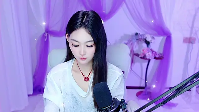Snapshot of Tili_Lucky chatting on May 2026 01:33:02 AM Tili Lucky online show from May 2026 01:33:02 AM