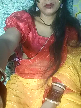 Juli 80 online show from May 2026 03:31:02 PM