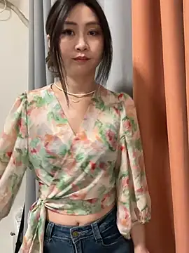 Snapshot of huihui_520 chatting on July 2026 01:35:02 PM huihui 520 online show from July 2026 01:35:02 PM