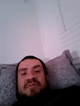 Snapshot of Almircorral2211 chatting on June 2026 07:43:02 AM Almircorral2211 online show from June 2026 07:43:02 AM