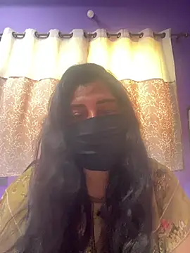 Snapshot of Fizara_begum chatting on May 2026 06:07:02 AM Fizara begum online show from May 2026 06:07:02 AM