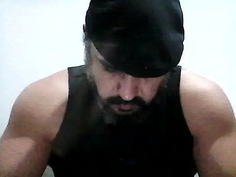 Snapshot of stallony chatting on June 2026 01:32:01 AM stallony online show from June 2026 01:32:01 AM