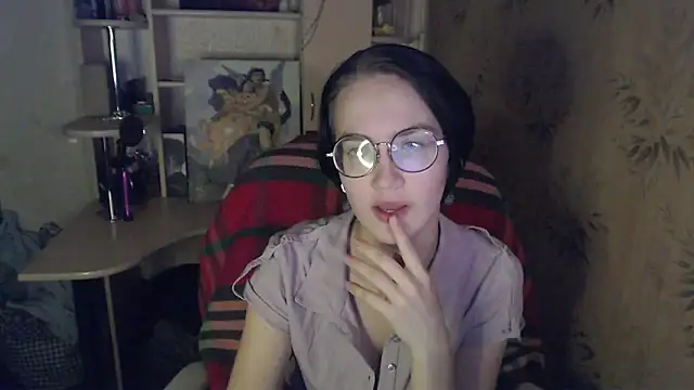 Alessa Kiss online show from May 2026 05:21:02 PM