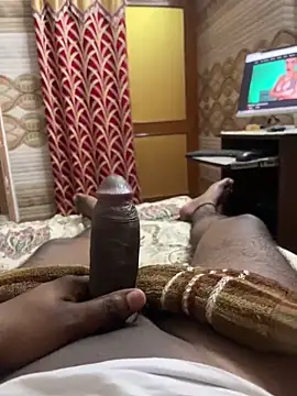 Snapshot of Muslimali chatting on May 2026 11:59:02 AM Muslimali online show from May 2026 11:59:02 AM