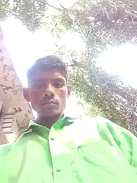 Snapshot of Hot-Parinda200 chatting on May 2026 12:32:01 PM Hot-Parinda200 online show from May 2026 12:32:01 PM
