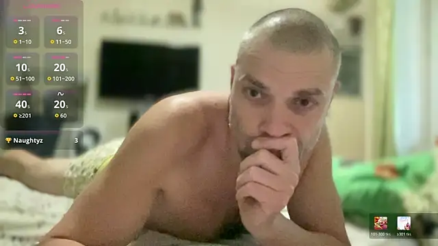 Snapshot of DaddyMarlboro chatting on May 2026 02:24:02 PM DaddyMarlboro online show from May 2026 02:24:02 PM