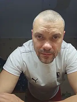 Snapshot of DaddyMarlboro chatting on May 2026 06:58:01 PM DaddyMarlboro online show from May 2026 06:58:01 PM