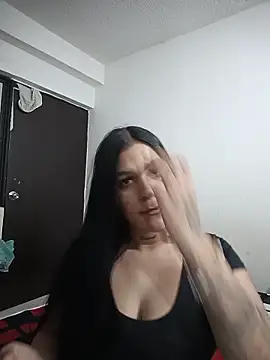 MamiRica25 online show from June 2026 10:01:01 PM