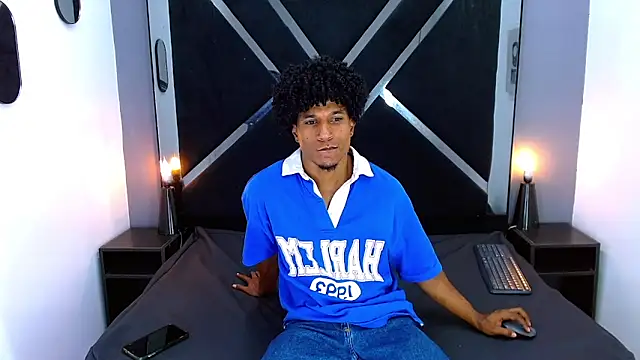 Snapshot of Dilan_Hall chatting on May 2026 07:22:02 PM Dilan Hall online show from May 2026 07:22:02 PM
