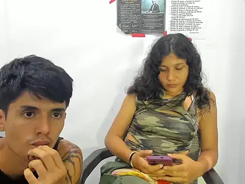 Snapshot of Motasandcalis chatting on May 2026 11:43:02 PM Motasandcalis online show from May 2026 11:43:02 PM