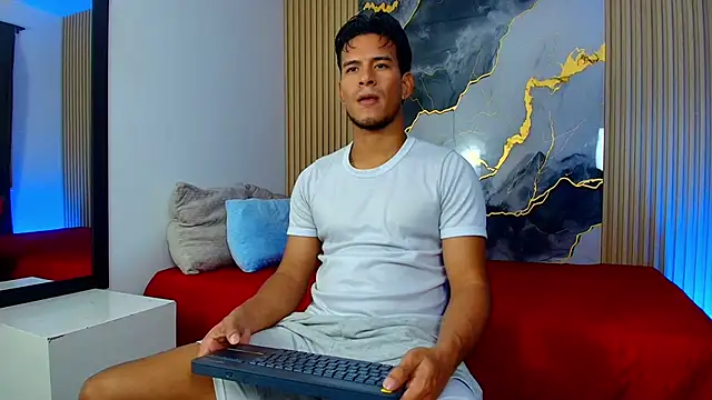 JacobWolf   online show from June 2026 07:52:01 PM