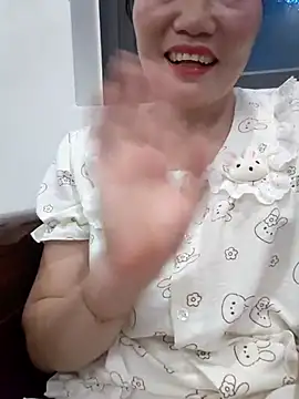 Snapshot of -Trici- chatting on June 2026 11:47:02 AM -Trici- online show from June 2026 11:47:02 AM