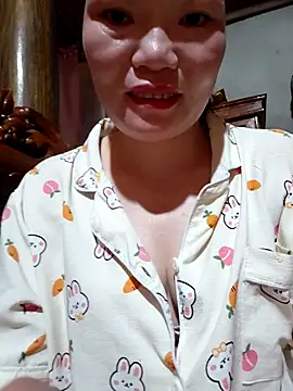 Snapshot of -Trici- chatting on July 2026 11:01:02 PM -Trici- online show from July 2026 11:01:02 PM