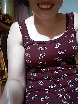 Snapshot of -Trici- chatting on July 2026 12:48:02 PM -Trici- online show from July 2026 12:48:02 PM