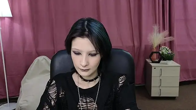 Snapshot of PearleneBolfa chatting on May 2026 11:40:01 AM PearleneBolfa online show from May 2026 11:40:01 AM
