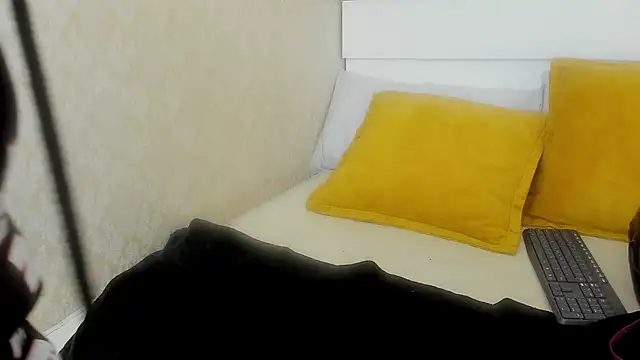 Bj Olivine online show from June 2026 08:40:01 PM