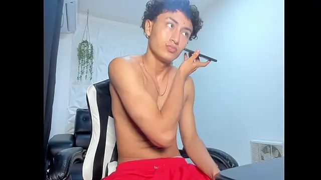 Snapshot of Dark_badboy1 chatting on May 2026 07:30:02 PM Dark badboy1 online show from May 2026 07:30:02 PM