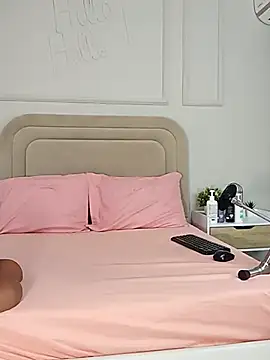 Liastarkk online show from July 2026 11:51:02 AM