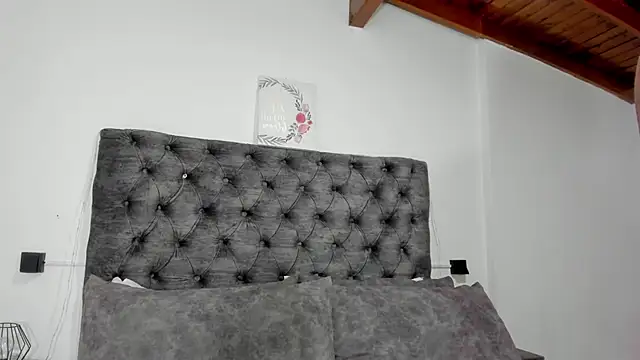 Alana2916 online show from June 2026 12:41:01 PM