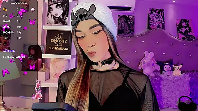 Snapshot of Megaan_Dolll chatting on May 2026 04:52:01 AM Megaan Dolll online show from May 2026 04:52:01 AM