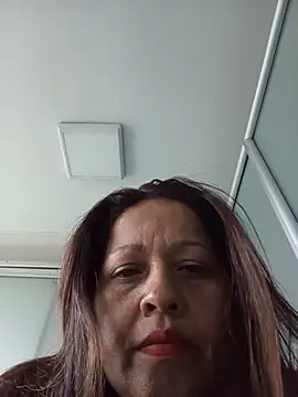 Snapshot of katialatimaecha chatting on June 2026 04:31:02 PM katialatimaecha online show from June 2026 04:31:02 PM