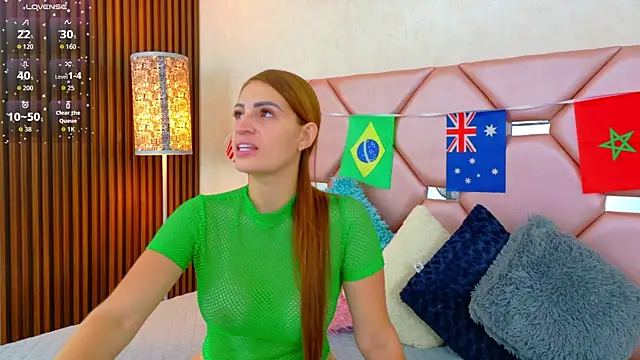 Juliia cruz  online show from June 2026 11:18:02 AM