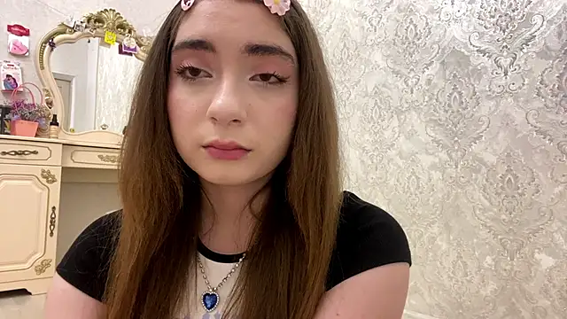 Snapshot of Rosie_Sweety chatting on June 2026 04:35:02 PM Rosie Sweety online show from June 2026 04:35:02 PM