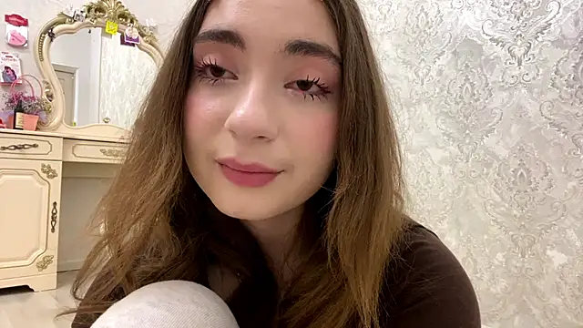 Snapshot of Rosie_Sweety chatting on June 2026 08:23:01 PM Rosie Sweety online show from June 2026 08:23:01 PM