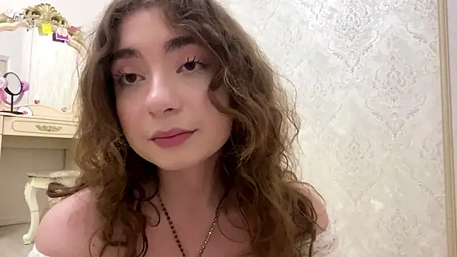 Snapshot of Rosie_Sweety chatting on July 2026 05:15:02 PM Rosie Sweety online show from July 2026 05:15:02 PM