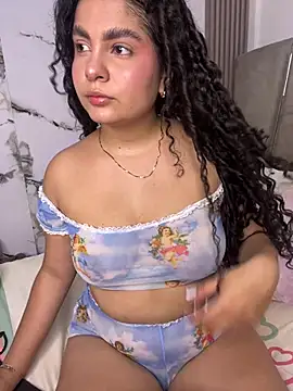 Yassy 11 online show from May 2026 01:22:02 AM