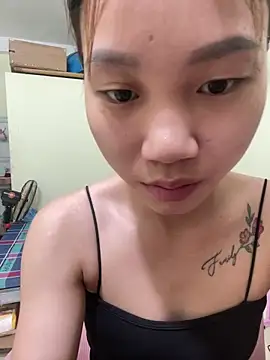 Snapshot of Vi_sexyy chatting on June 2026 09:25:02 AM Vi sexyy online show from June 2026 09:25:02 AM