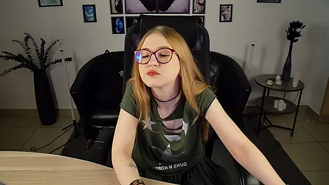 lanafitch online show from June 2026 11:31:01 AM
