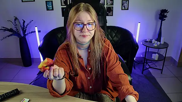 lanafitch online show from June 2026 10:52:02 AM