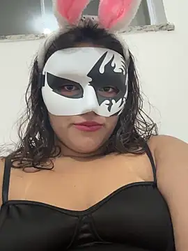 cherrybr01 online show from June 2026 01:28:02 AM