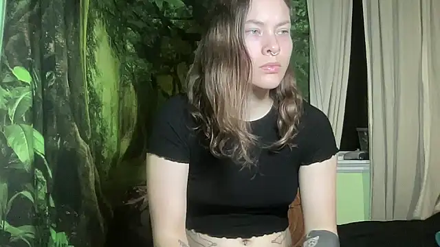 mo0ngoddess online show from December 2025 01:57:01 AM