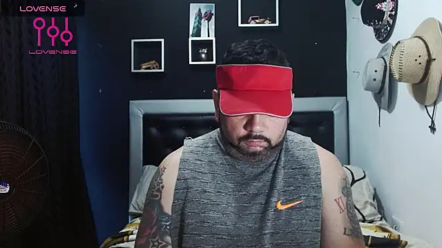 Snapshot of perverseveteranmanxxx chatting on December 2024 09:04:02 PM perverseveteranmanxxx online show from December 2024 09:04:02 PM