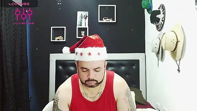 Snapshot of perverseveteranmanxxx chatting on December 2024 07:57:02 PM perverseveteranmanxxx online show from December 2024 07:57:02 PM