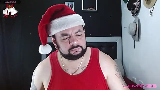 Snapshot of perverseveteranmanxxx chatting on December 2024 04:55:01 AM perverseveteranmanxxx online show from December 2024 04:55:01 AM