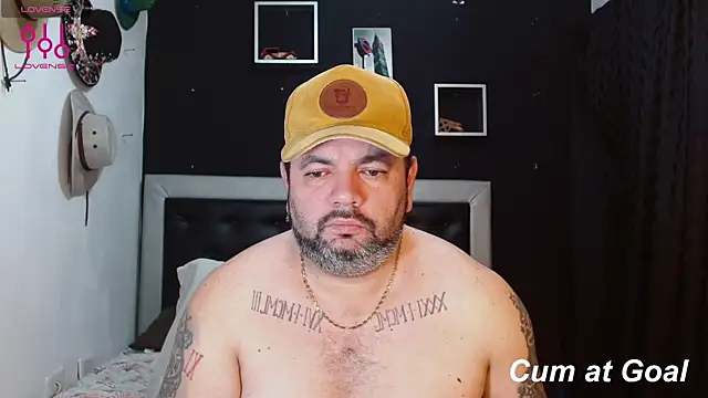 Snapshot of perverseveteranmanxxx chatting on January 2025 03:20:01 PM perverseveteranmanxxx online show from January 2025 03:20:01 PM