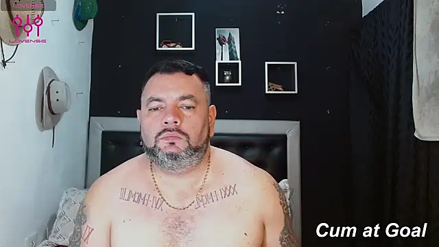 Snapshot of perverseveteranmanxxx chatting on January 2025 10:12:02 PM perverseveteranmanxxx online show from January 2025 10:12:02 PM