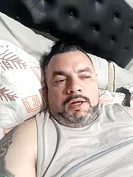 Snapshot of perverseveteranmanxxx chatting on January 2025 01:10:01 PM perverseveteranmanxxx online show from January 2025 01:10:01 PM