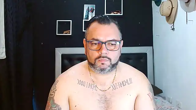 Snapshot of perverseveteranmanxxx chatting on February 2025 08:25:01 PM perverseveteranmanxxx online show from February 2025 08:25:01 PM