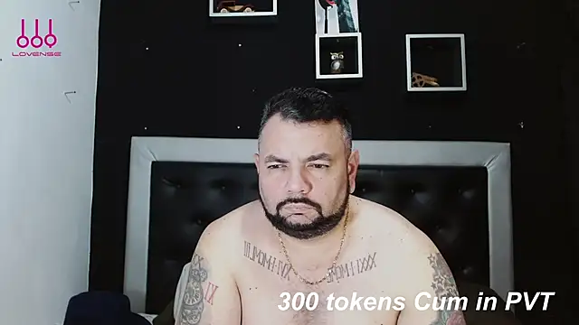 Snapshot of perverseveteranmanxxx chatting on February 2025 02:38:01 PM perverseveteranmanxxx online show from February 2025 02:38:01 PM