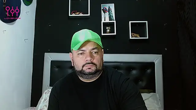 Snapshot of perverseveteranmanxxx chatting on February 2025 02:58:02 AM perverseveteranmanxxx online show from February 2025 02:58:02 AM